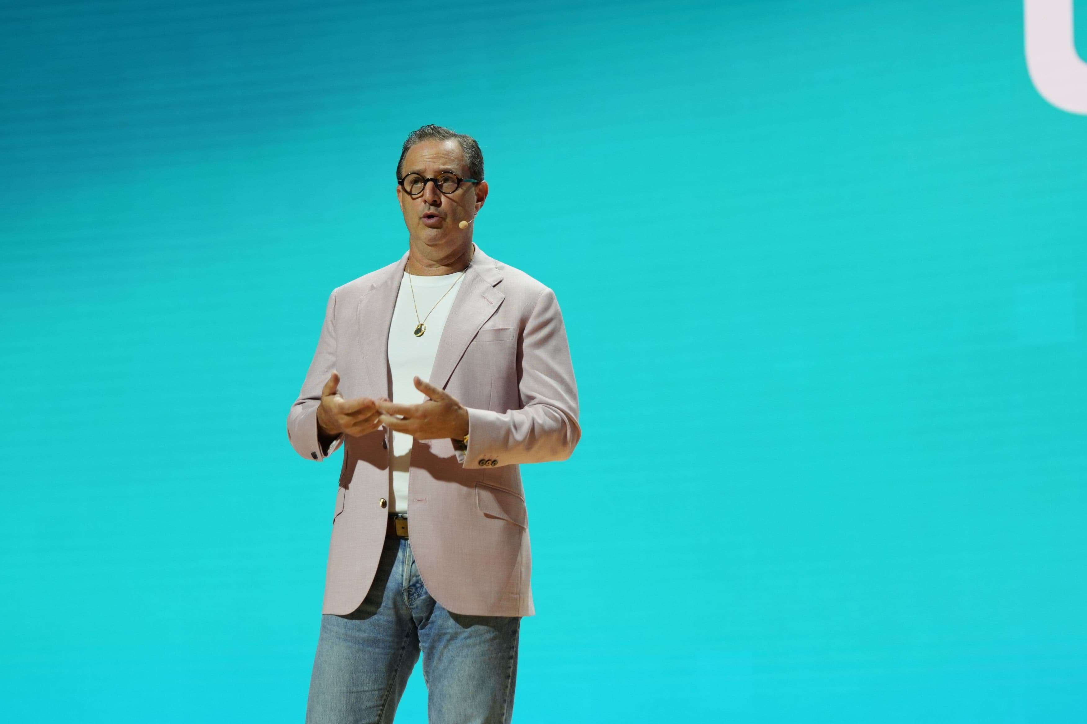 UnityのCEO兼社長であるマット・ブロムバーグ氏が、 Unite Seoul 2026の基調講演で登壇した。